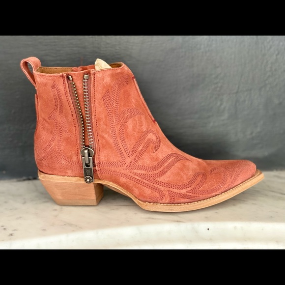 Frye cowboy boots - Picture 3 of 5